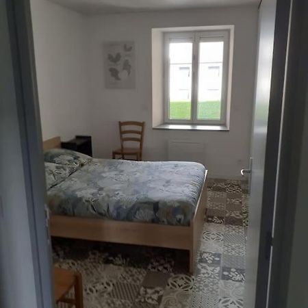 Frasne Logement Entier. Gite Les Brimbelles Exterior photo